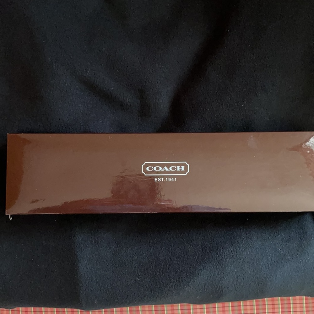 Authentic Coach Watch - image 3